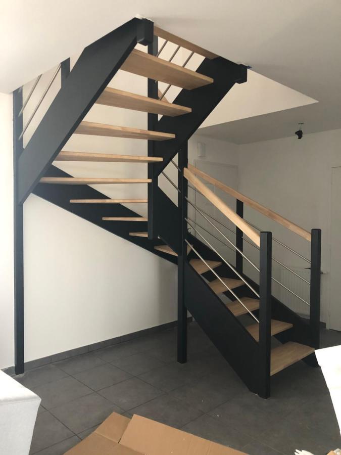 Maison Neuve A 350m De La La Casa Sovaina Holiday home *